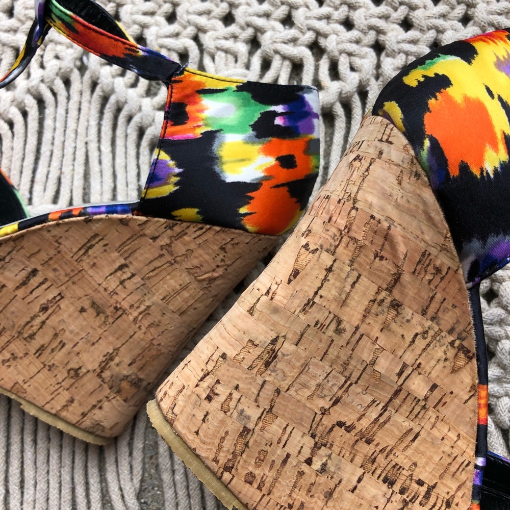 Charming Charlie Multi-Color Printed Cork Wedges - image 8